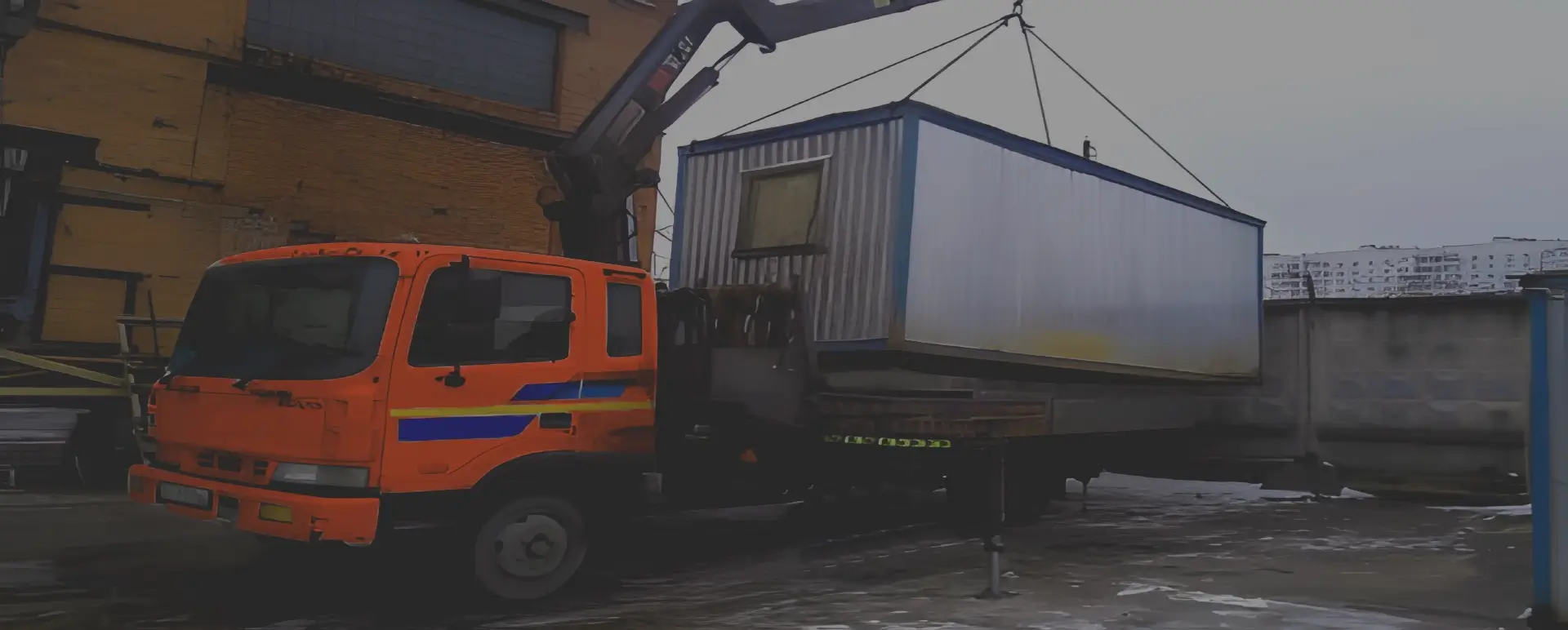 Получить уникальное предложение по перевозке негабаритного вагончика грузовым транспортом по России из Красноярска с гарантией безопасности